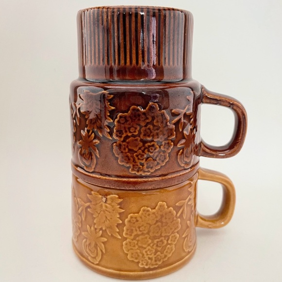 1970s Vintage Stackable Gold Brown Mugs Cups Floral Design Made in Japan - Picture 11 of 11